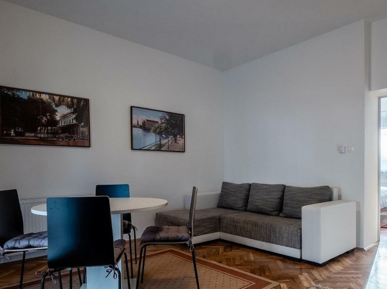 Eva Rooms & Studio Apartment Карловац Экстерьер фото